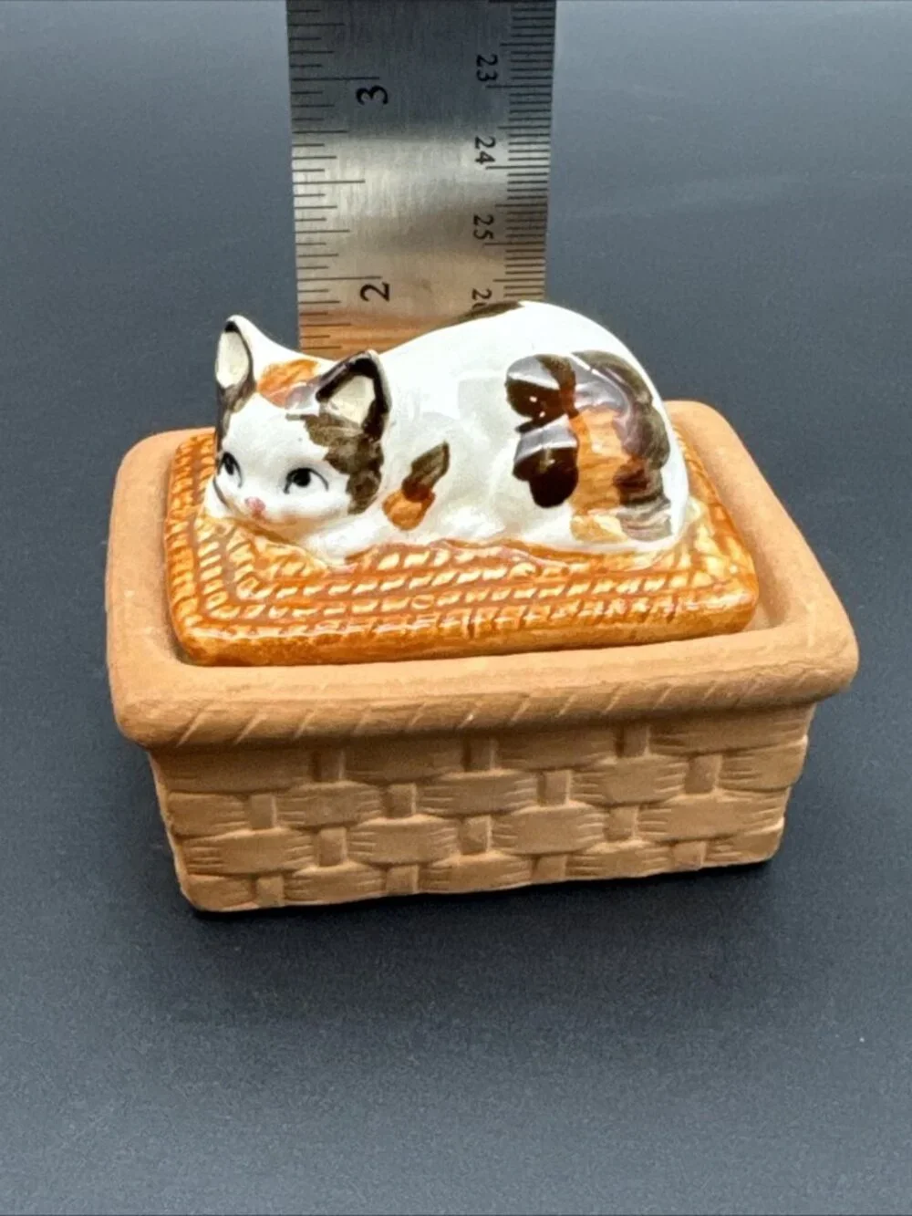 Vintage Ceramic Calico Cat Kitty On Nest Trinket Box Cottagecore